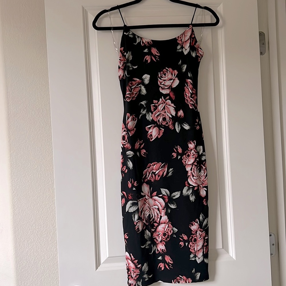 Misty Rose Black Floral Midi Dress Size S